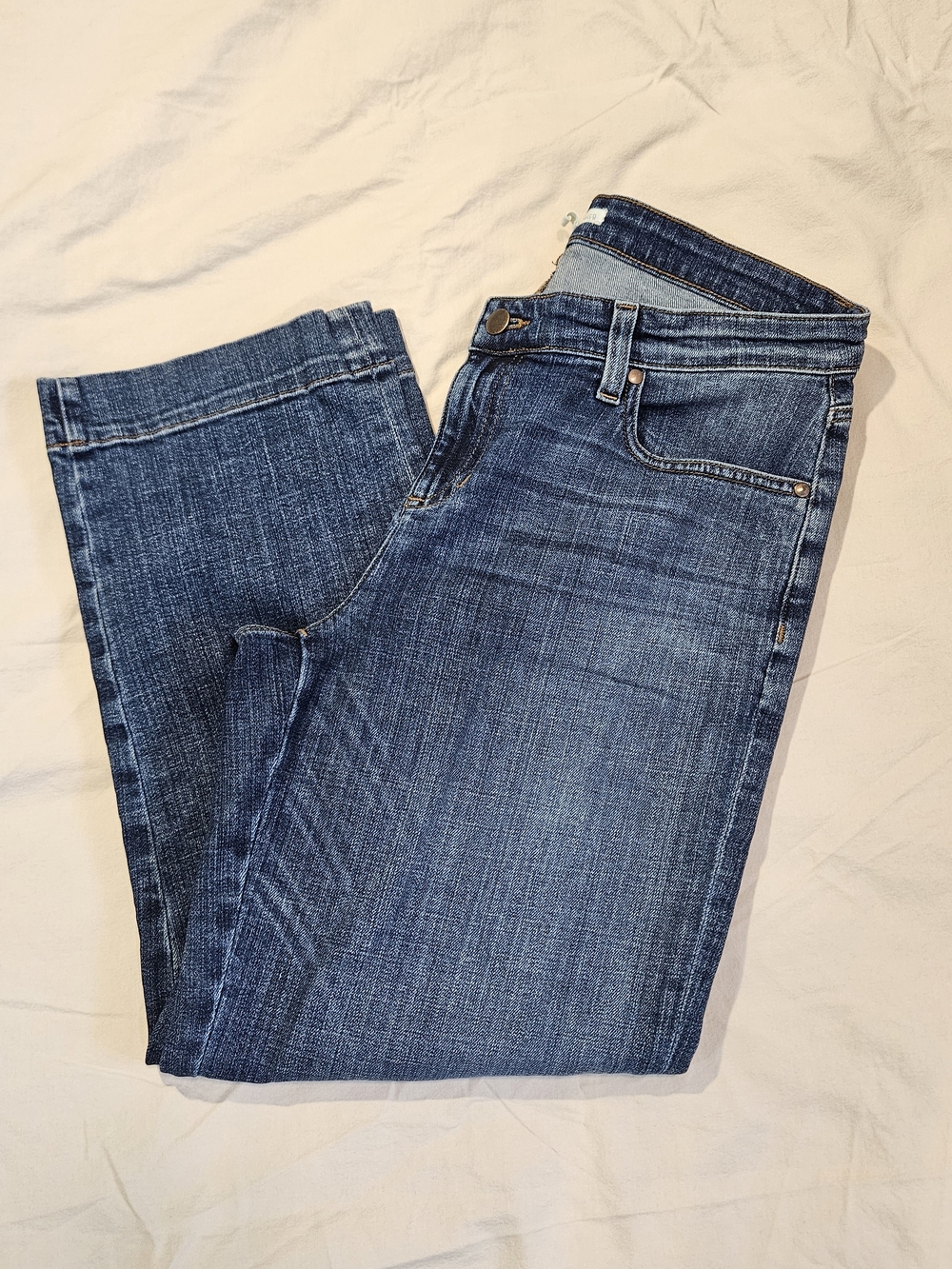 Eileen Fisher Classic Mid-Rise Women’s Jeans in Dark Blue Wash